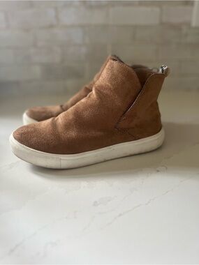 Women’s Suede Slip-On Boot Sneakers - Tan